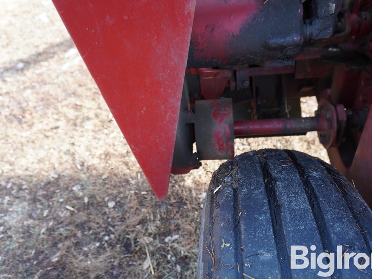 1989-new-holland-499-image-17