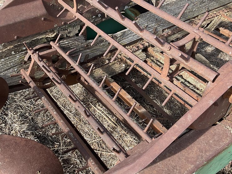 john-deere-h-image-9