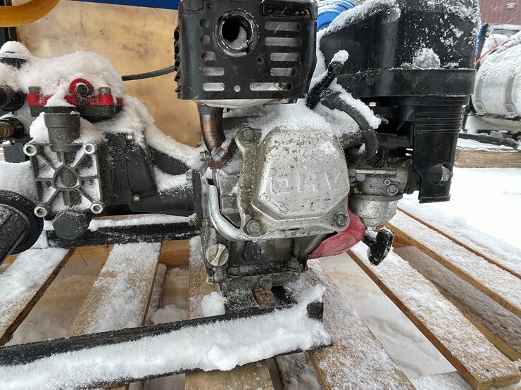 #3828-•-used-pressure-washer-unit-image-12