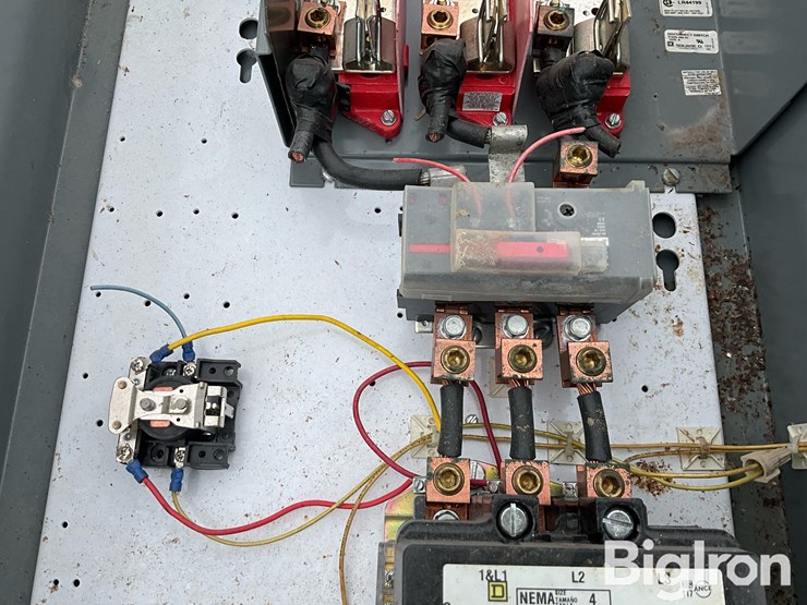 square-d-480v-100hp-pump-panels-image-17