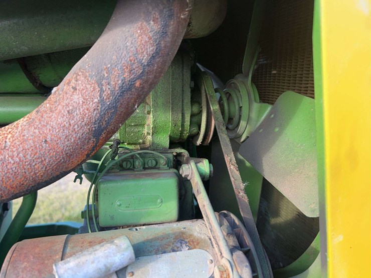 1957-john-deere-720-image-30