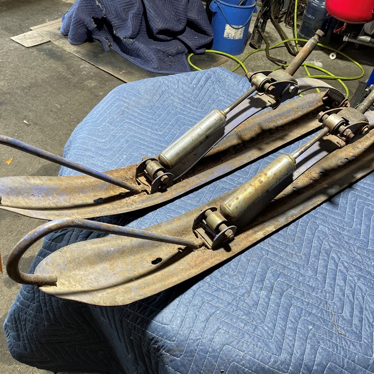 #3870 • Pair of 1973 Polaris Starfire Ski's