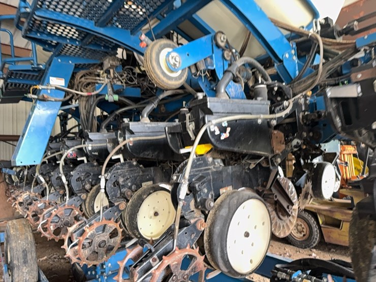 kinze-3660-image-90