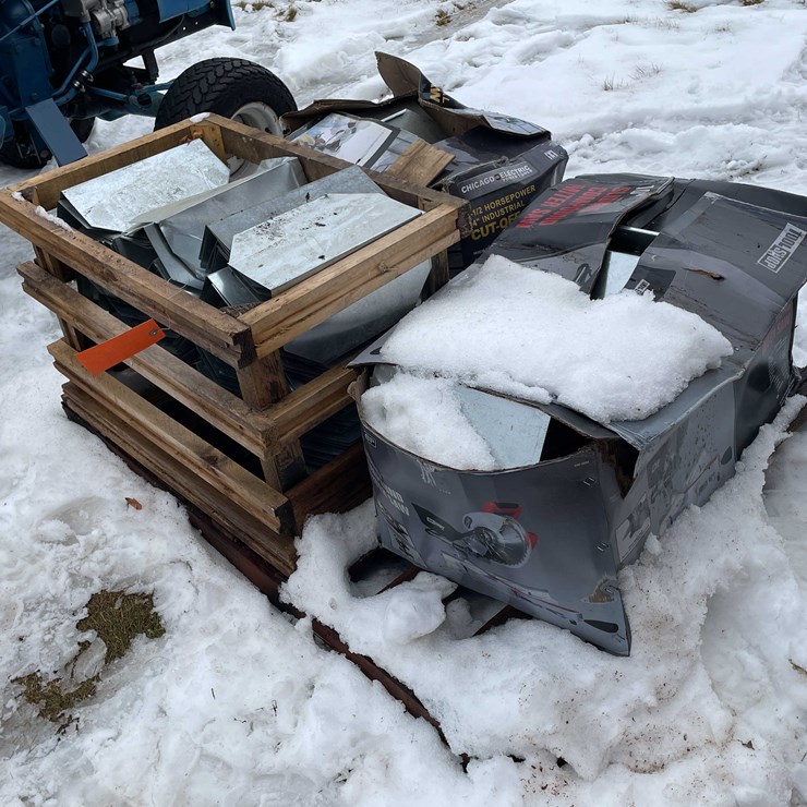 #3542 • Pallet of Bucket Covers