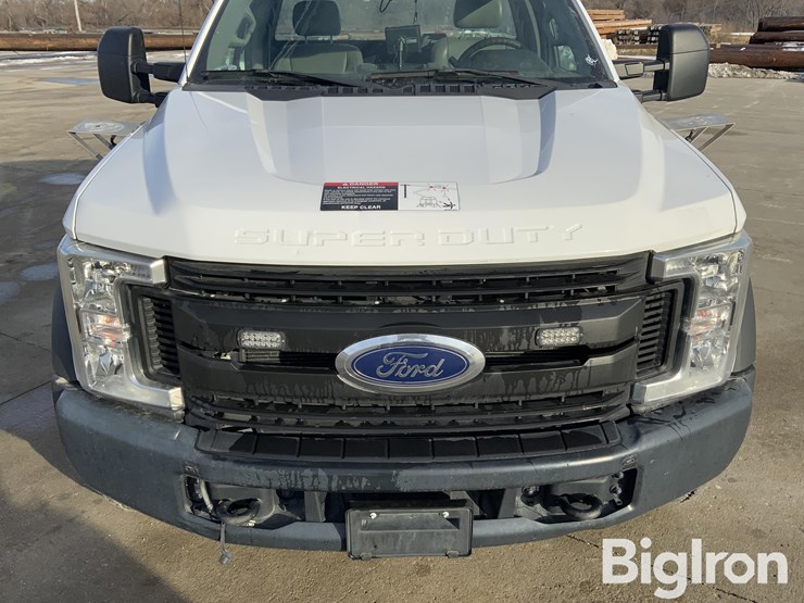 2018-ford-f550-xl-image-11