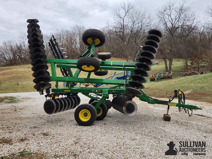 2011-john-deere-637-image-4