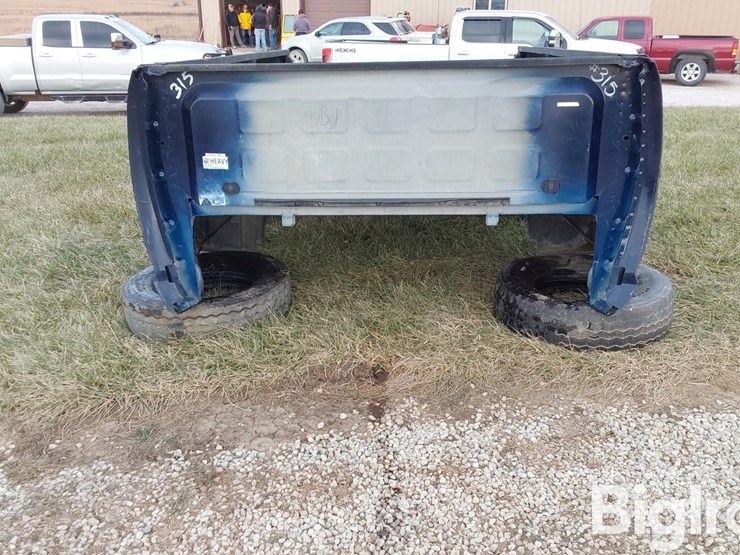 2014-ram-3500-hd-image-2