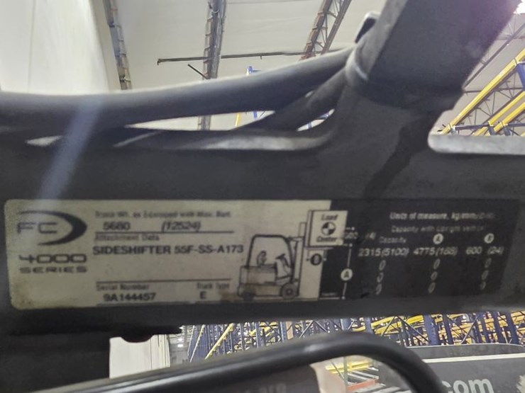 2006-crown-fc4020-55-image-3