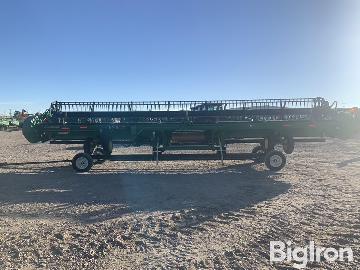 2021-john-deere-735d-image-6