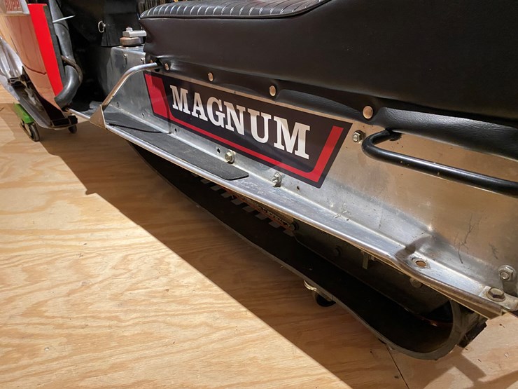 #3793-•-1970-rupp-440-magnum-snowmobile-image-12