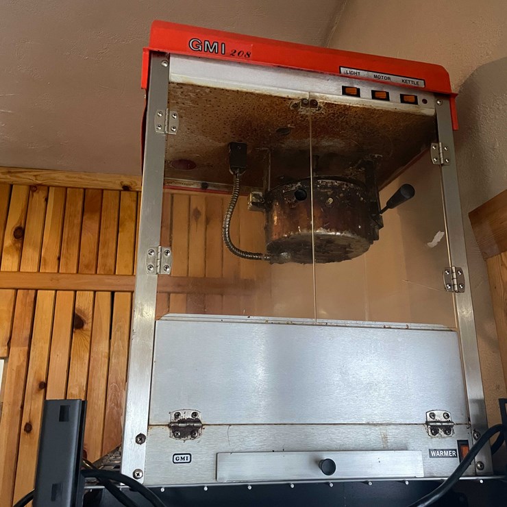 #6346 • Popcorn Machine