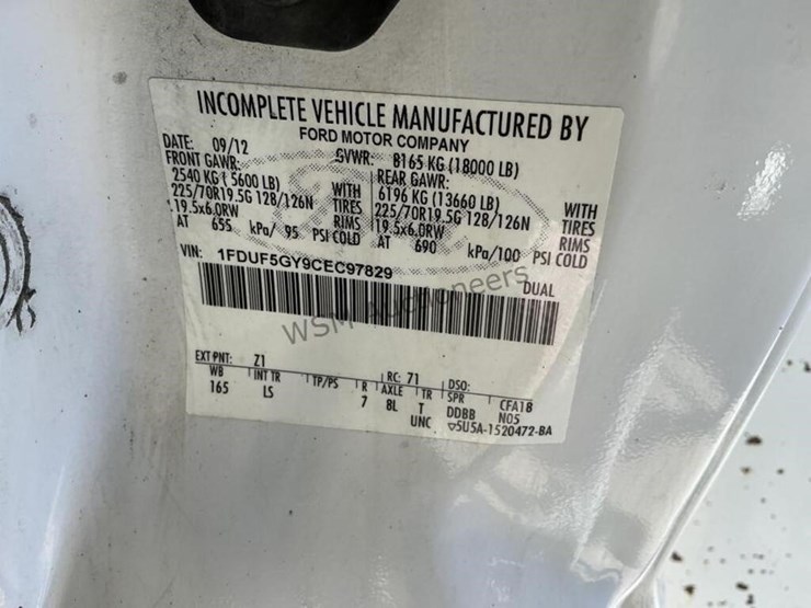 2012-ford-f550-image-14