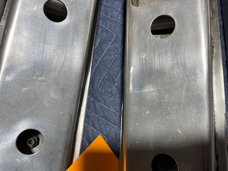 #3868-•-pair-of-gordon-rudolph-ski's-and-control-arms-image-7