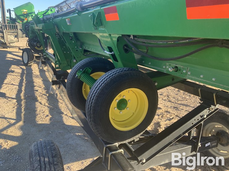 2021-john-deere-735d-image-19