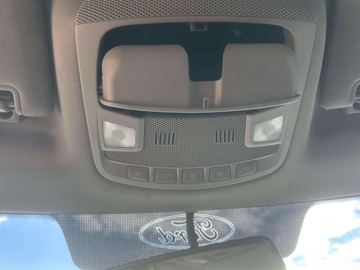 2017-ford-f150-image-24