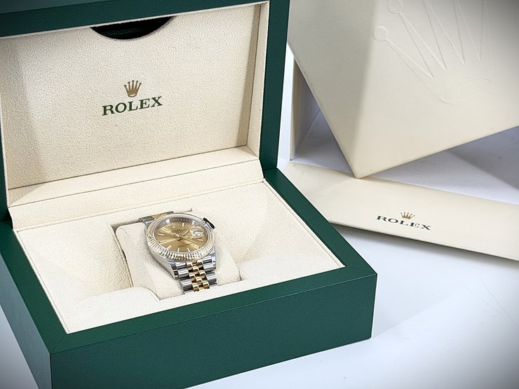 #1-•-rolex-oyster-perpetual-datejust-watch-orig-box---like-new-image-5