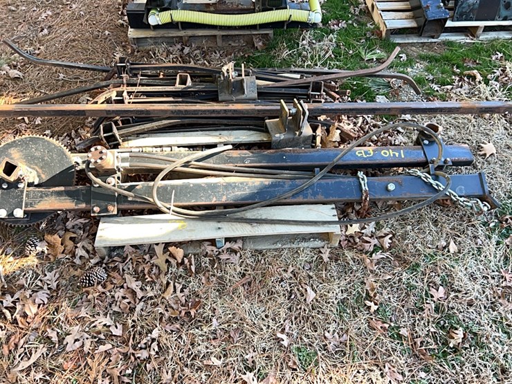 corn-reel,-6-row-hydraulic;-located-at-7241-roxbury-rd,-charles-city,-va,-please-call-804.837.9940-or-804.651.4404-with-questions-image-2