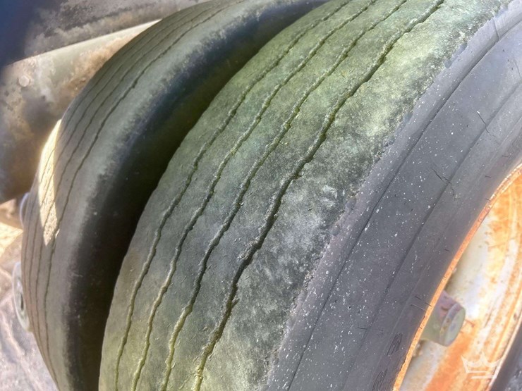 1981-mack-dm492s-image-16