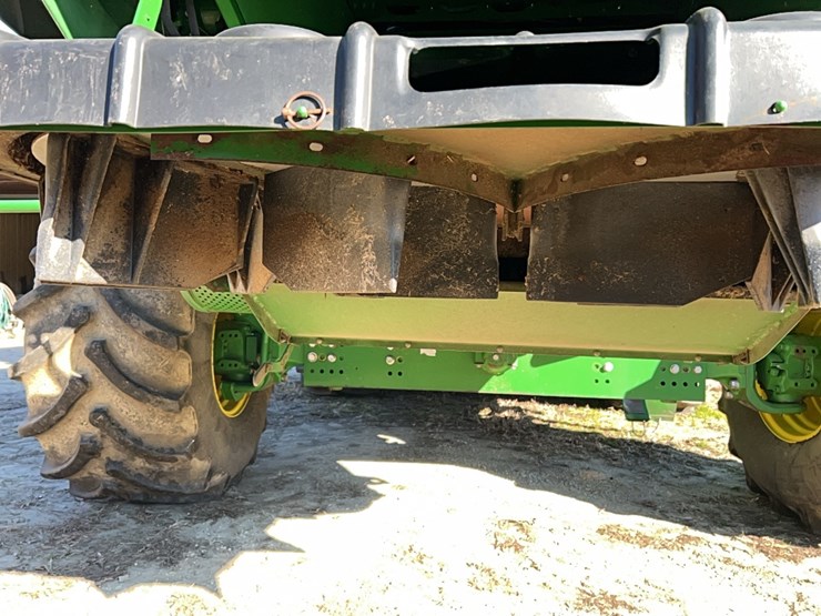 2015-john-deere-s670-image-56