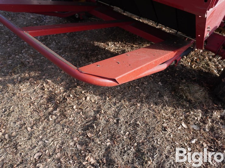 2008-new-holland-br7090-image-16