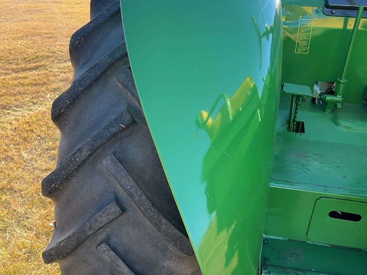 john-deere-830-image-59