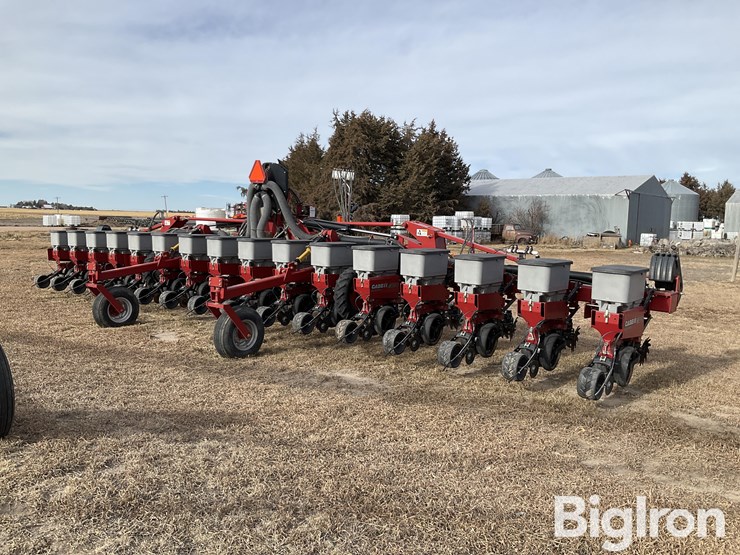 2011-case-ih-1230-image-2