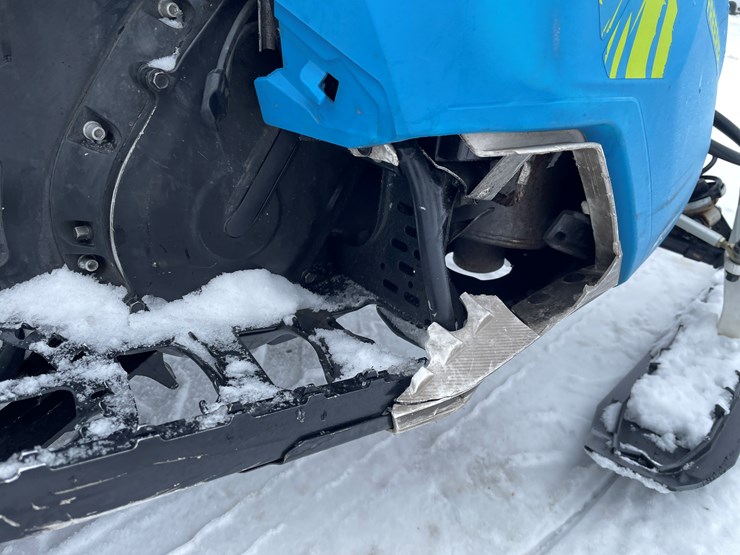 #500-•-2015-ski-doo-free-ride-800-snowmobile-(no-reg-card,-bill-of-sale-only)-image-22