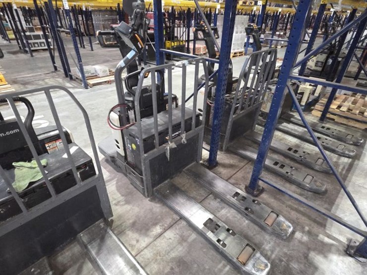 2020-crown-pe4500-60-image-2