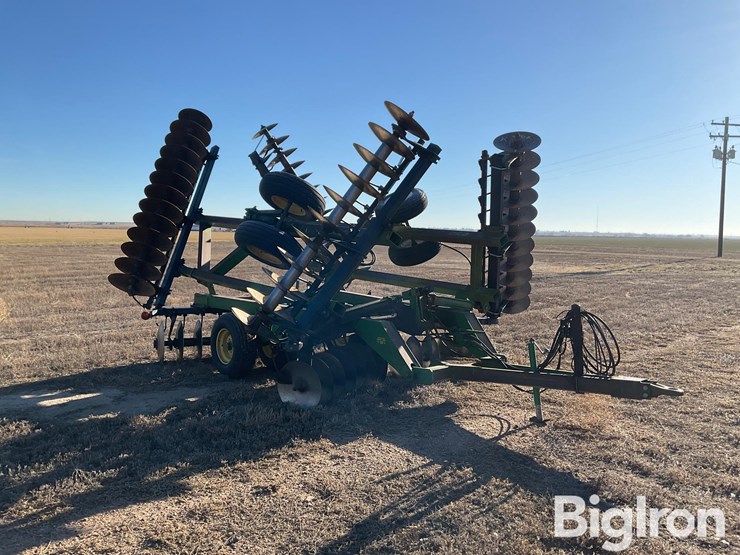 john-deere-630-image-1