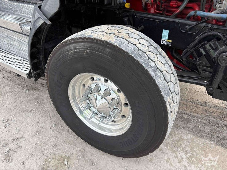 2019-kenworth-t880-image-42