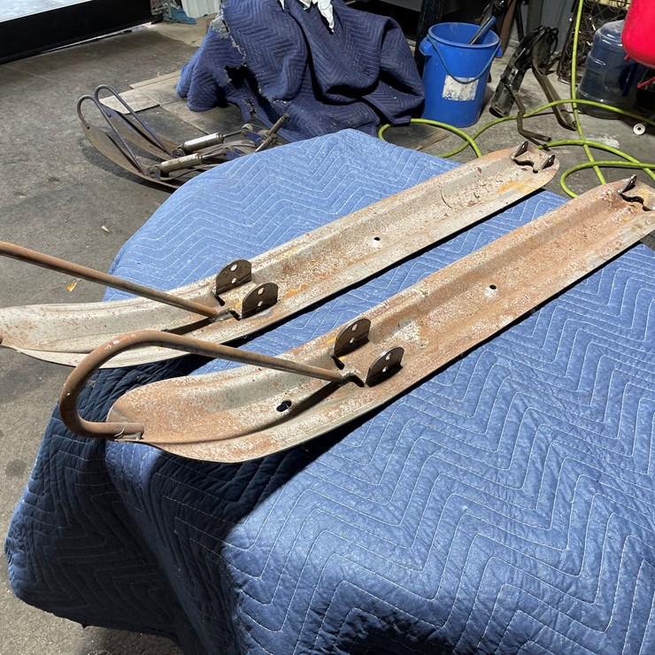 #3869 • Pair of 1973 Polaris Starfire Ski's