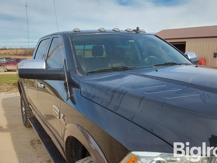 2018-dodge-2500-image-12