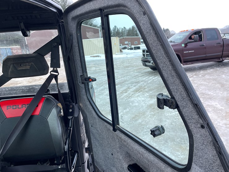 2015-polaris-ranger-xp-image-60