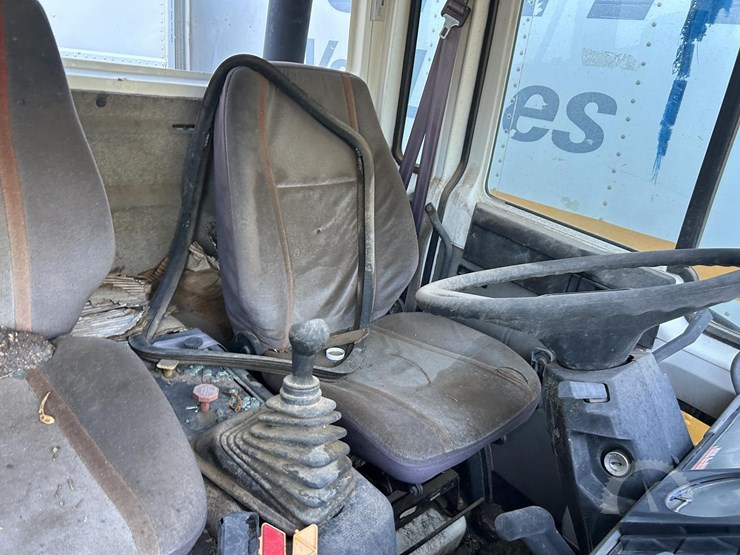 1989-volvo-fe6-image-18