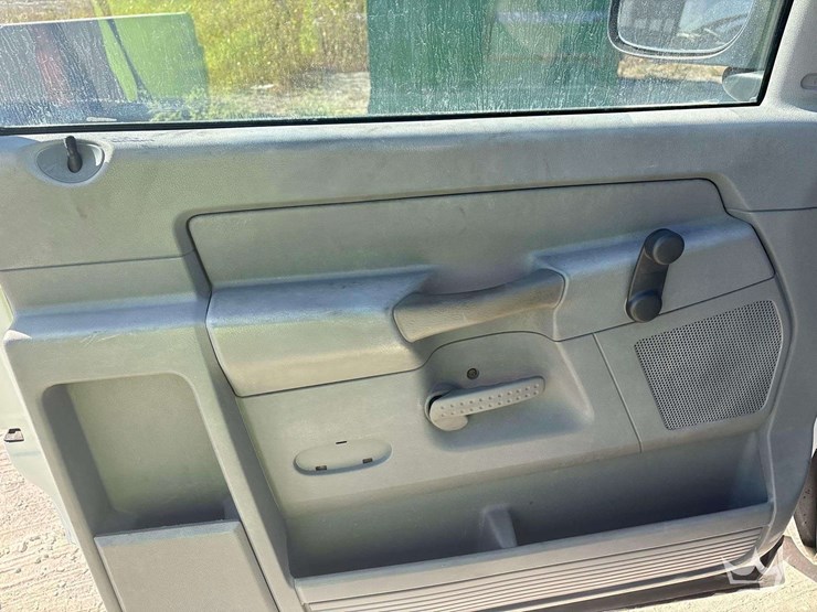 2006-dodge-ram-1500-image-14