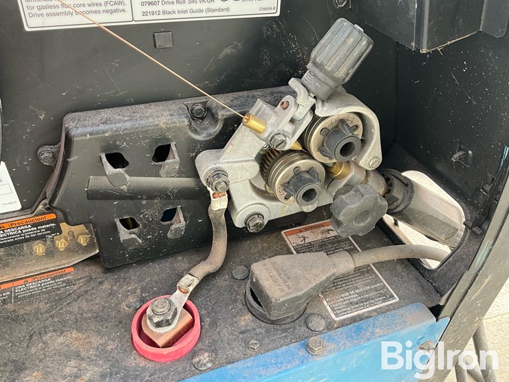 miller-millermatic-212-wire-feed-mig-welder-image-19
