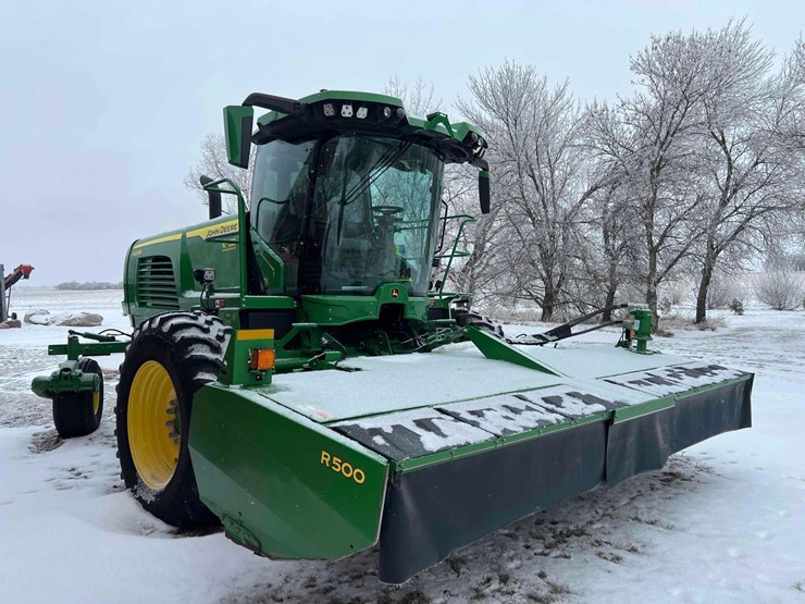 2024-john-deere-w235r-image-3