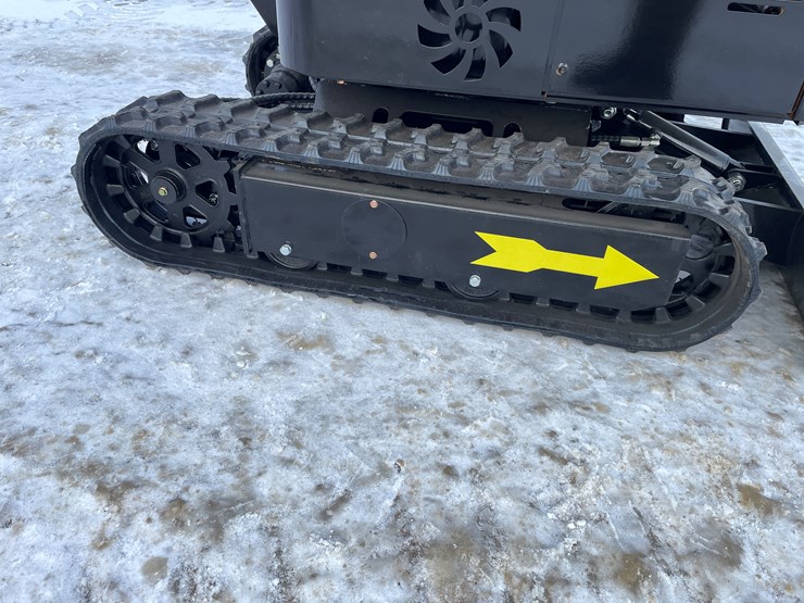 #204-•-miva-va13-mini-excavator-image-46