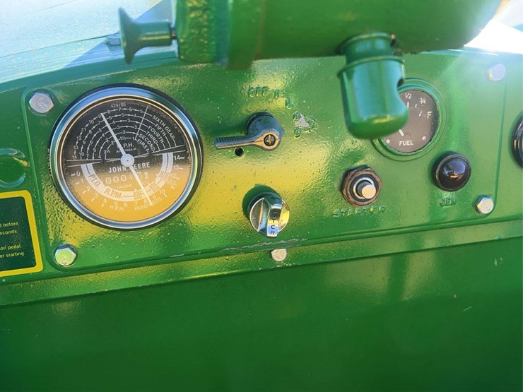 1959-john-deere-830-image-61