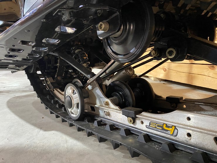 #3789-•-2006-ski-doo-mach-z-1000-sdi-snowmobile-image-13