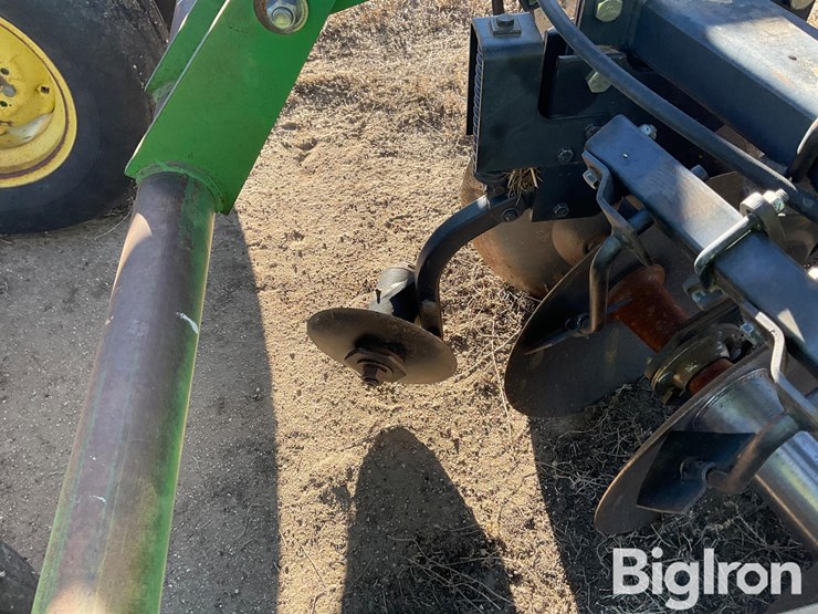 john-deere-630-image-18