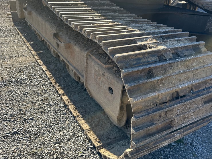 komatsu-pc250-lc-image-12