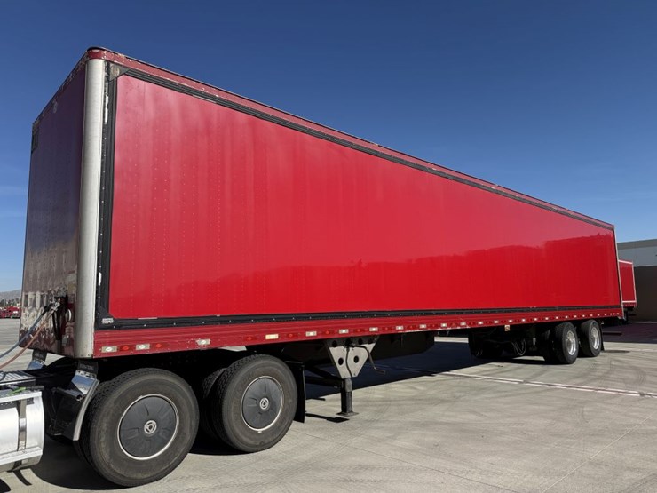 2016-utility-van-image-1