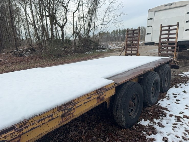intl-trailer,-6-wheel,-18-ft-flat-with-4-ft-ramps;-located-at-7241-roxbury-rd,-charles-city,-va,--please-call-804.837.9940-or-804.651.4404-with-questions-image-16