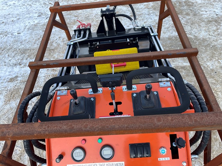 #301-•-mms-mini-skid-steer-ride-on-loader-image-14