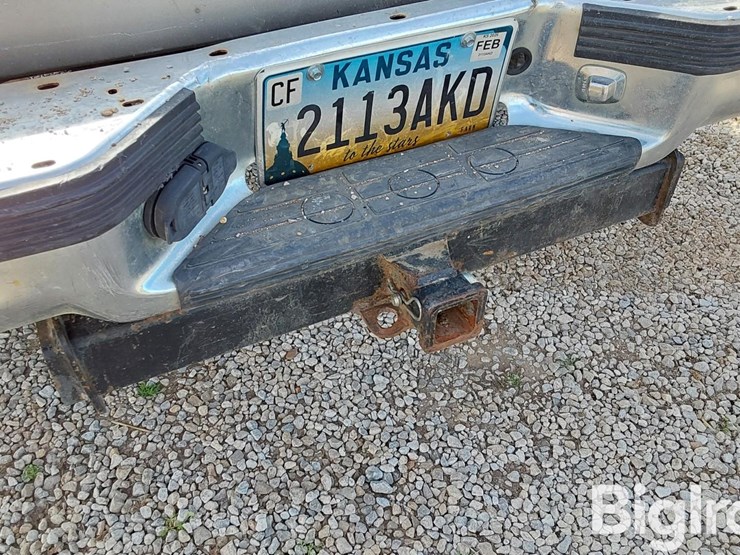 1999-gmc-2500-image-18