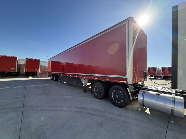 2016-utility-van-image-2