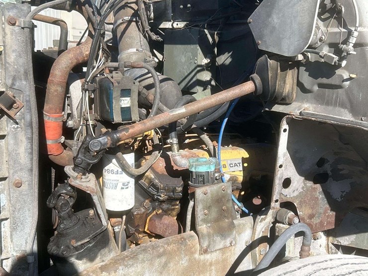 1981-mack-dm492s-image-22