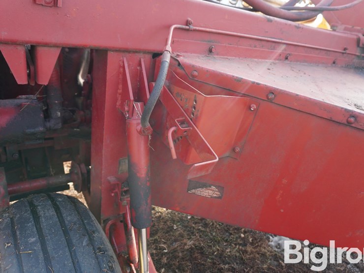 1989-new-holland-499-image-15