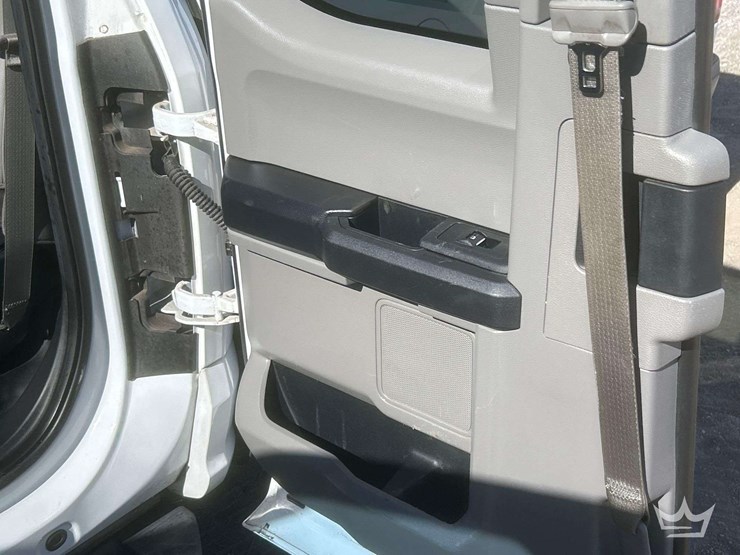 2015-ford-f150-image-9